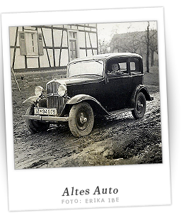 Polaroidfoto altes Auto